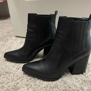 Marc Fisher Alva Black Leather booties
